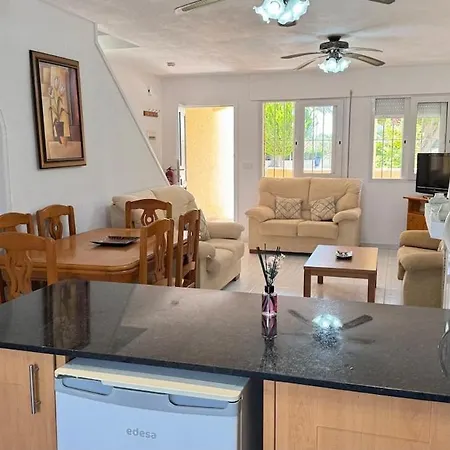 Lmha30 Catania, 3 Bedroom Duplex Prázdninový dům *