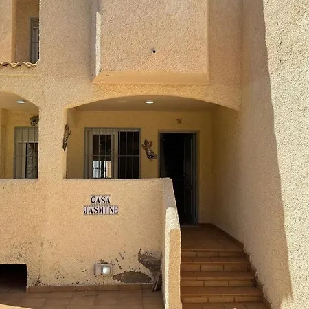 Lmha30 Catania, 3 Bedroom Duplex Prázdninový dům